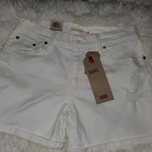 Levi's